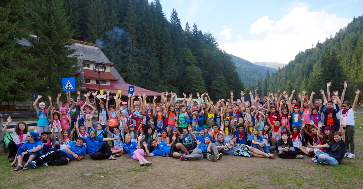 Copil în tabără – 8 motive