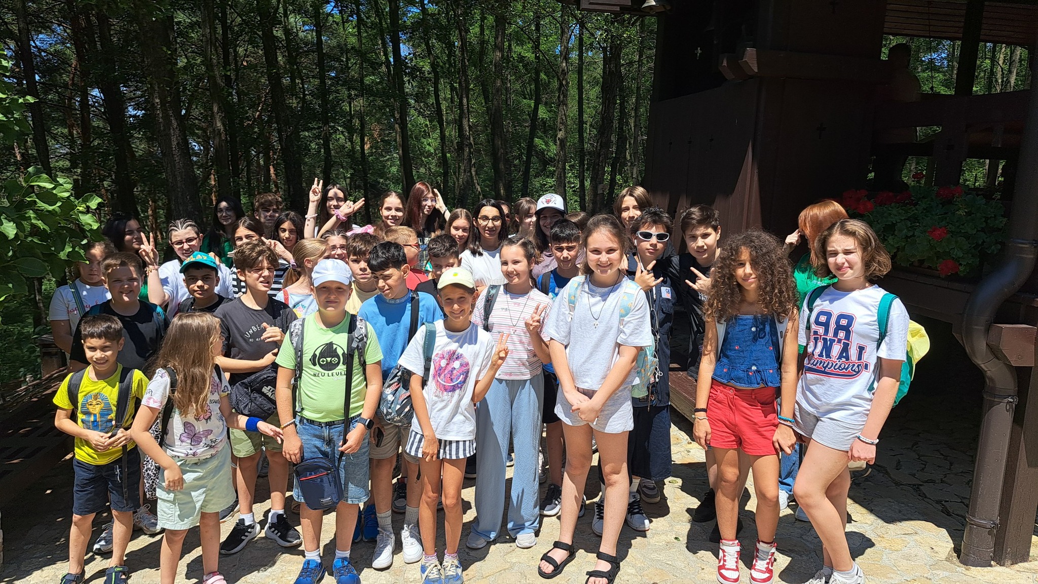 Tabără de limba engleză și aventură în România – Poiana Mărului